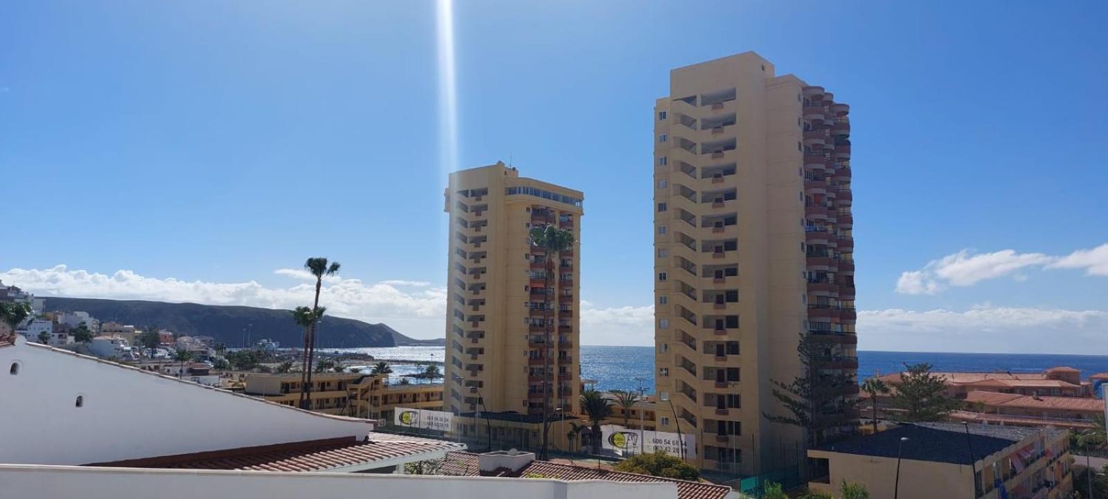 Firstline Apartment Los Cristianos Arona  Dış mekan fotoğraf