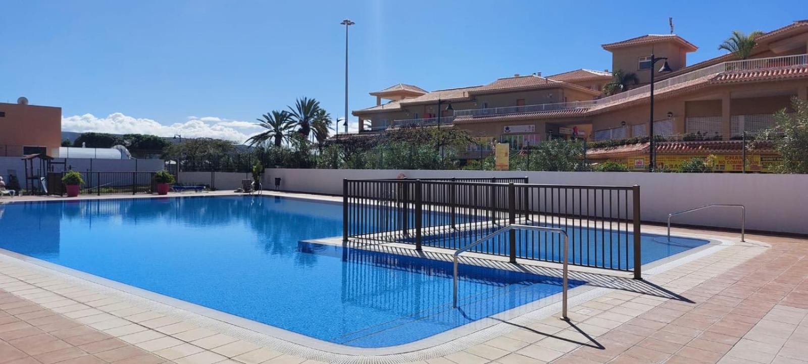 Firstline Apartment Los Cristianos Arona  Dış mekan fotoğraf