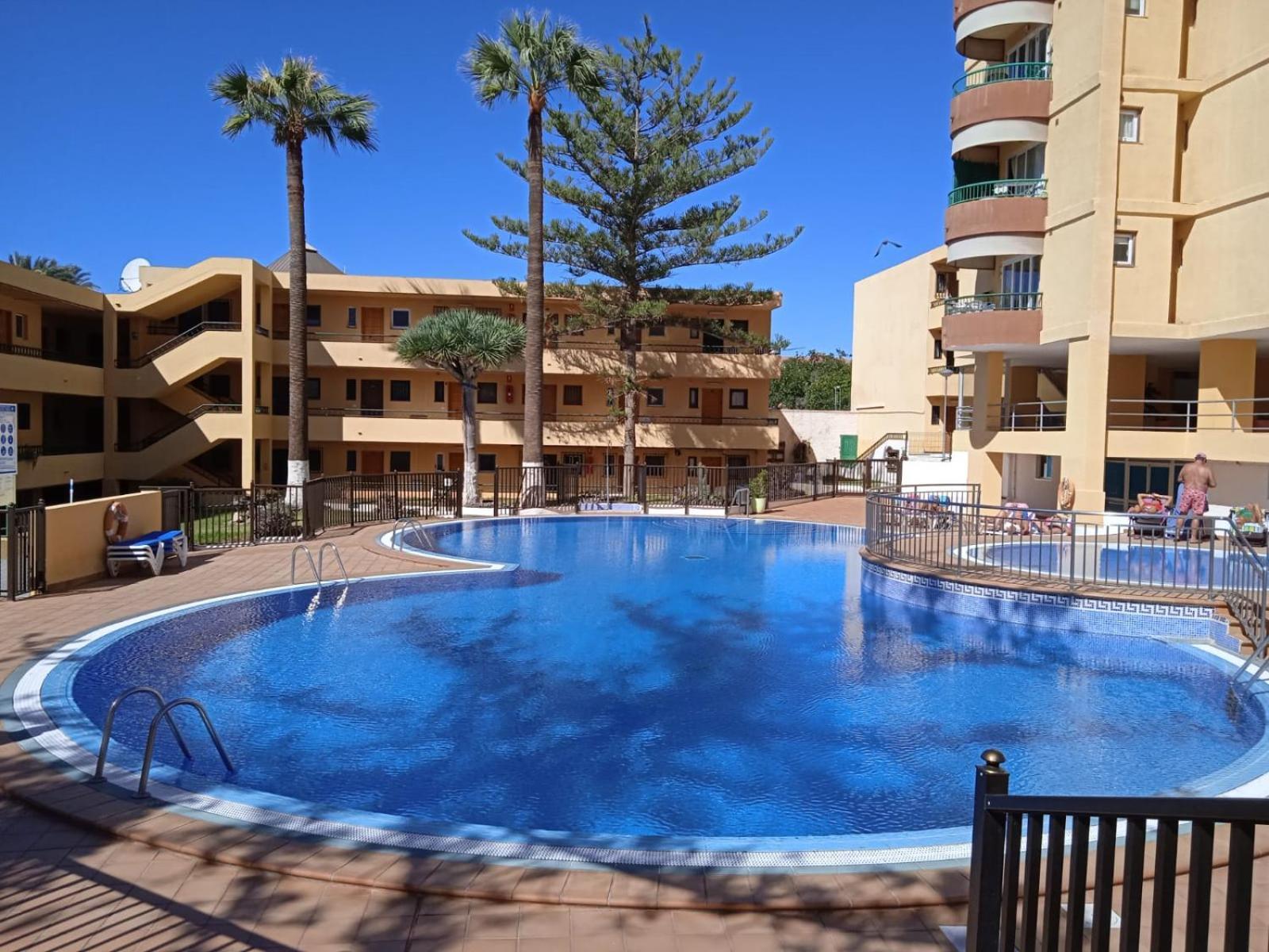 Firstline Apartment Los Cristianos Arona  Dış mekan fotoğraf