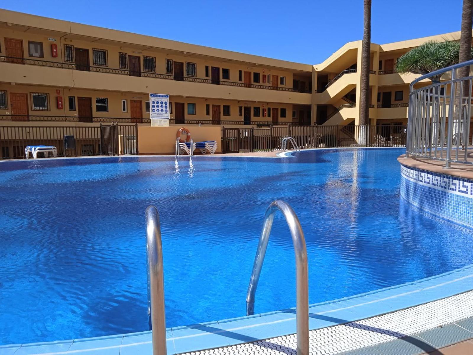 Firstline Apartment Los Cristianos Arona  Dış mekan fotoğraf
