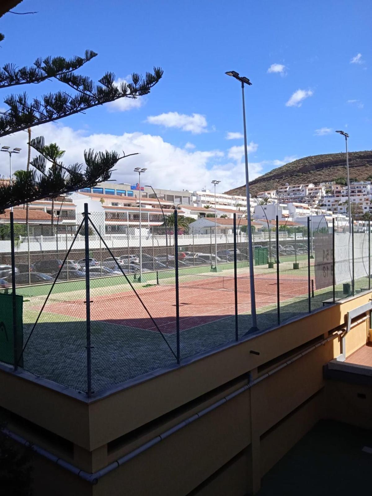 Firstline Apartment Los Cristianos Arona  Dış mekan fotoğraf
