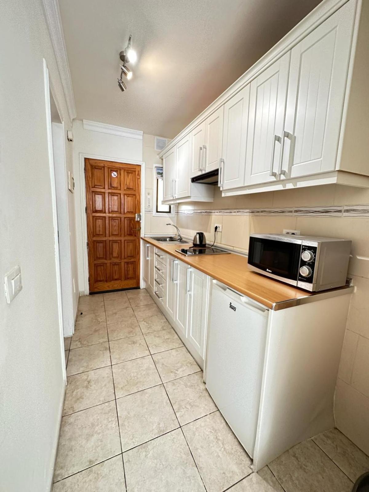 Firstline Apartment Los Cristianos Arona  Dış mekan fotoğraf